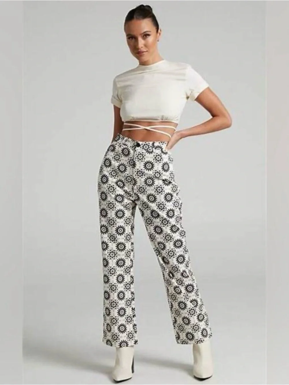 NWT Rolla's Women's Plaza Bootcut Cropped Pants